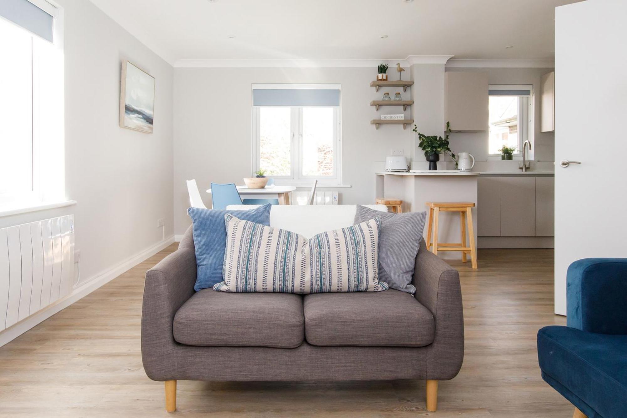 Little Blue By The Butler Collection Apartman Chichester Kültér fotó